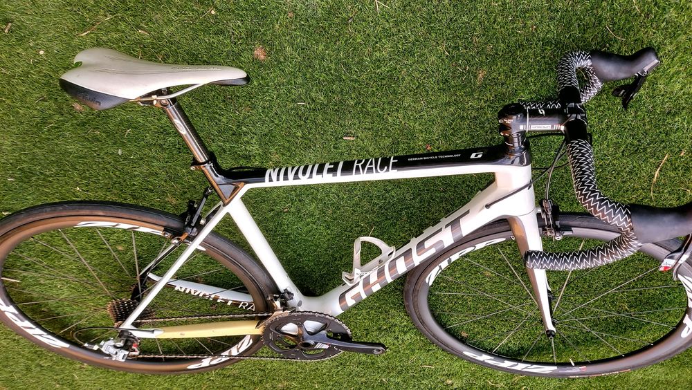 Ghost Nivolet Race T54
