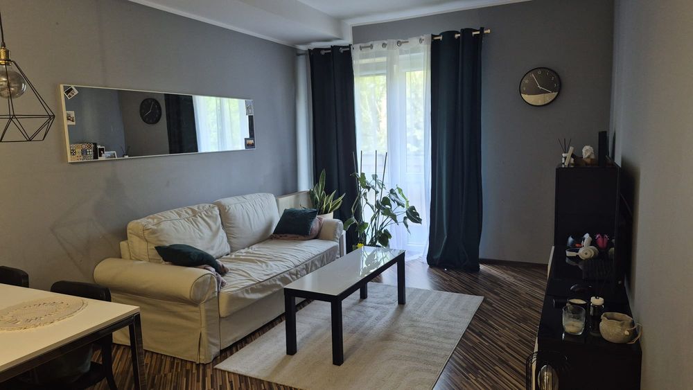 Apartament  2 pokojowy, I piętro, balkon