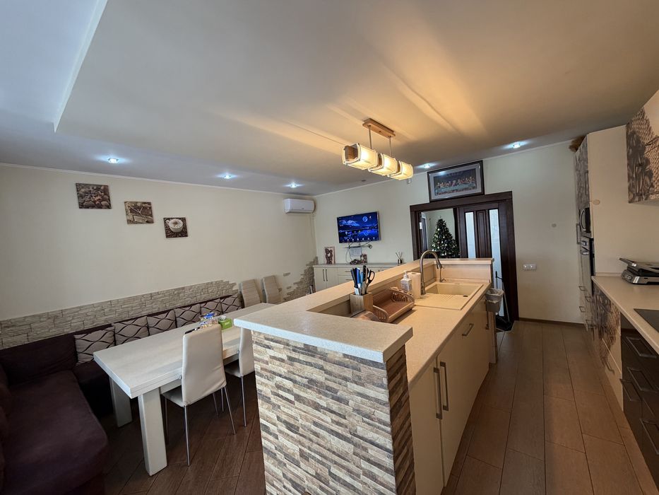 Продається будинок Лужани