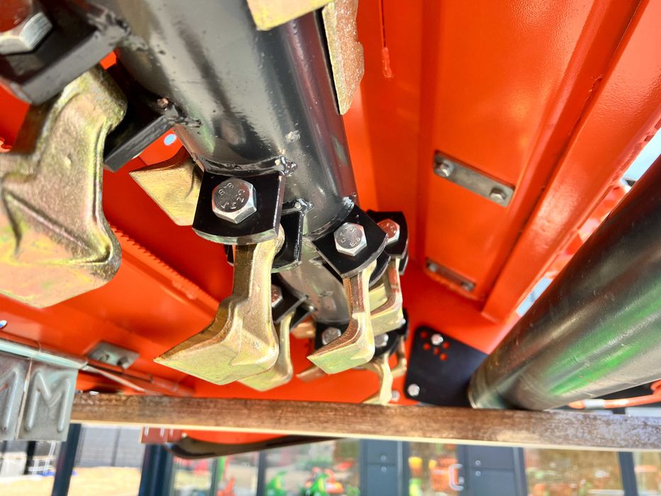 Kosiarka bijakowa z podkaszarką boczną 1.25 - 1.45m młotek 700g -RATY-