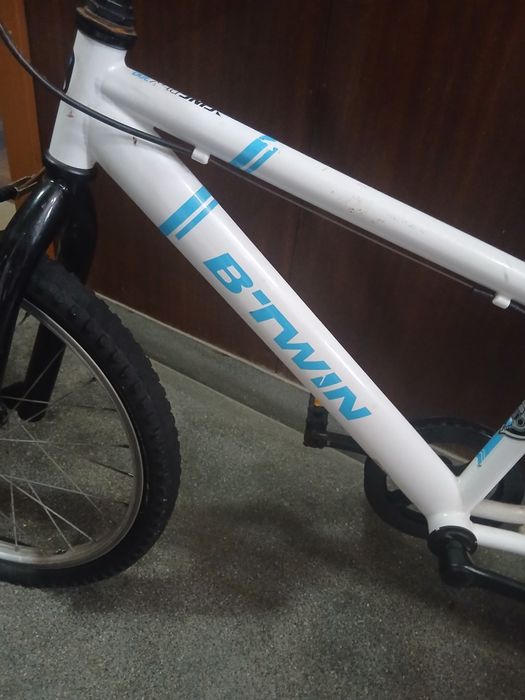 Bicicleta de criança roda 20" em bom estado