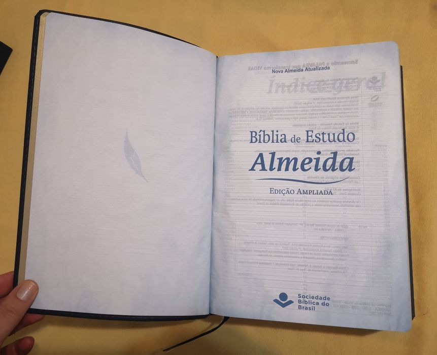 Bíblia de Estudo Almeida NOVA