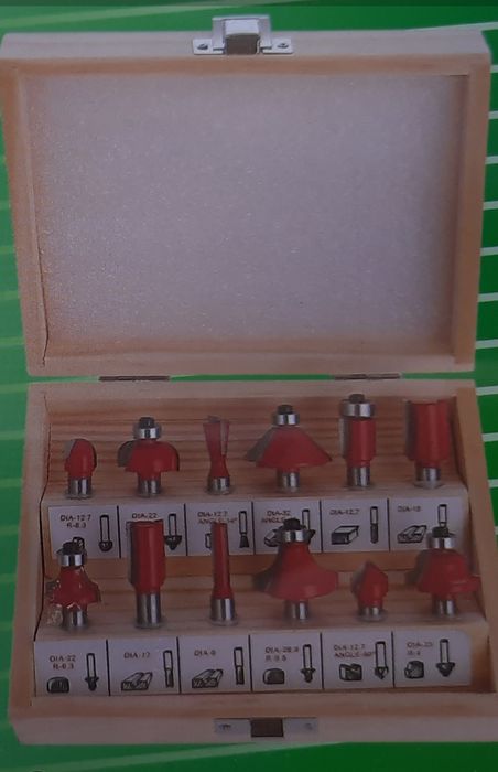 Продам набір фрез