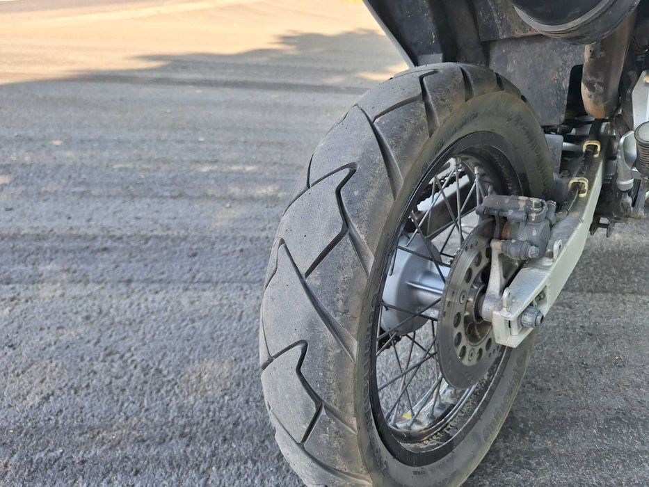 SUZUKI xf 650 freewind