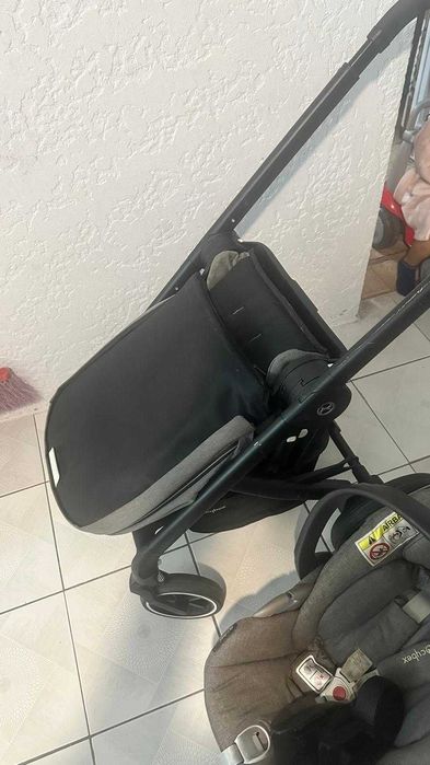 Carrinho e ovo  bebe usado cybex