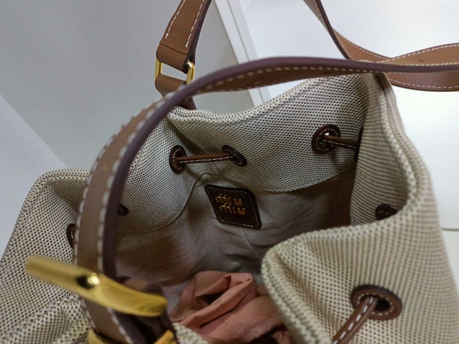 Miu miu torebka damska skóra naturalna