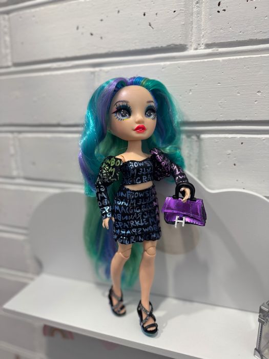 Шикарна лялька Rainbow High Holly De’Vious Special Edition Twins MGA