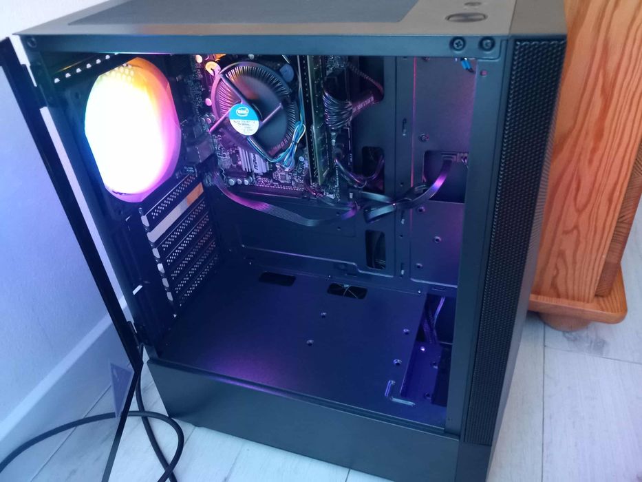 Komputer stacjonarny