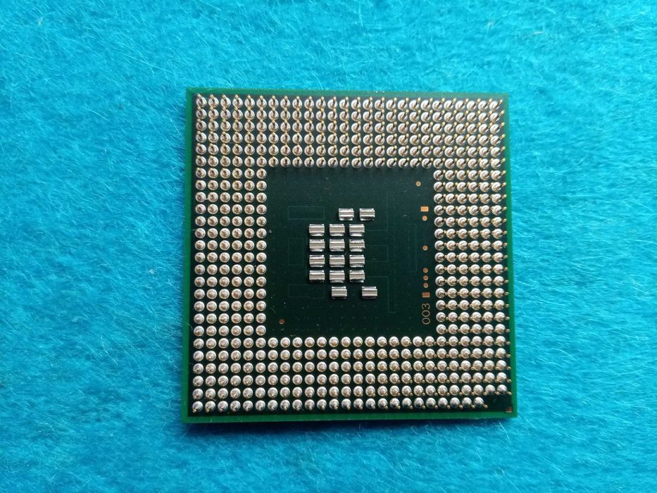 процессор Intel Celeron 530, 560, 900 Intel Pentium T2370 Socket P CPU