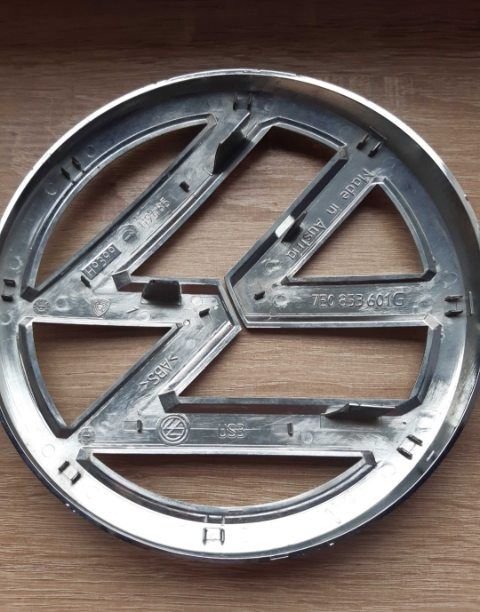 Logo emblemat znaczek VW