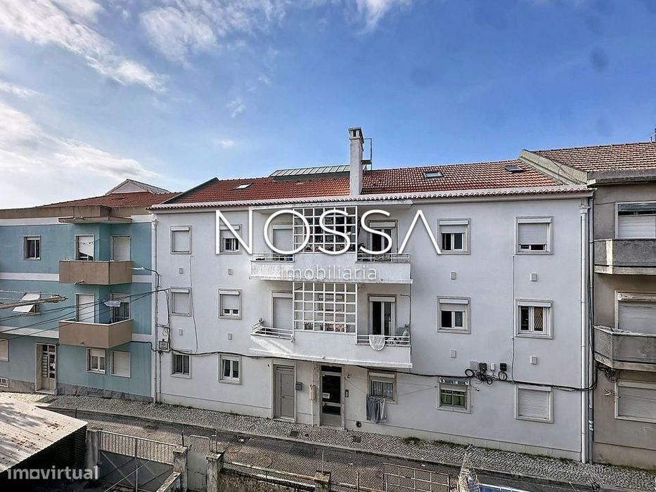 T2 para Obras Totais | V. Nova — Falagueira-Venda Nova, Lisboa