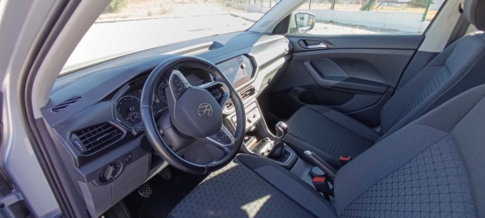 Vendo Carro VW T- Cross em excelente estado