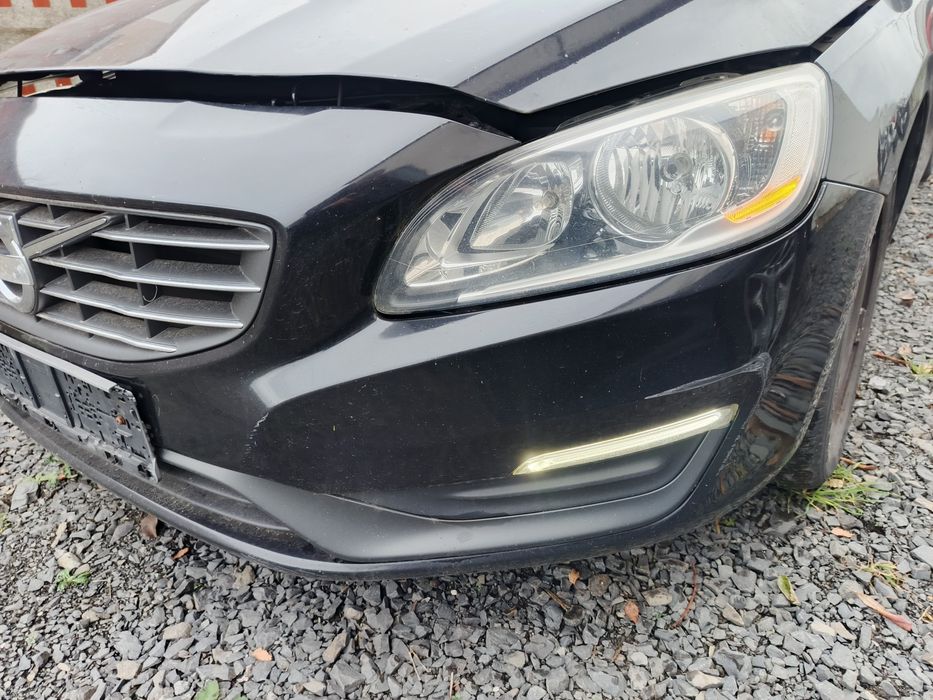 Volvo V60 lift 452-26 zderzak maska drzwi błotnik pas przedni