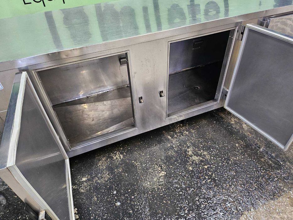 Bancada refrigerada em inox