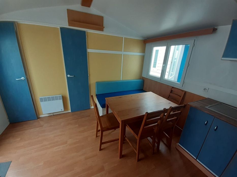Casa Mobilon como nova com 3 quartos casa de banho ja sem a divisoria