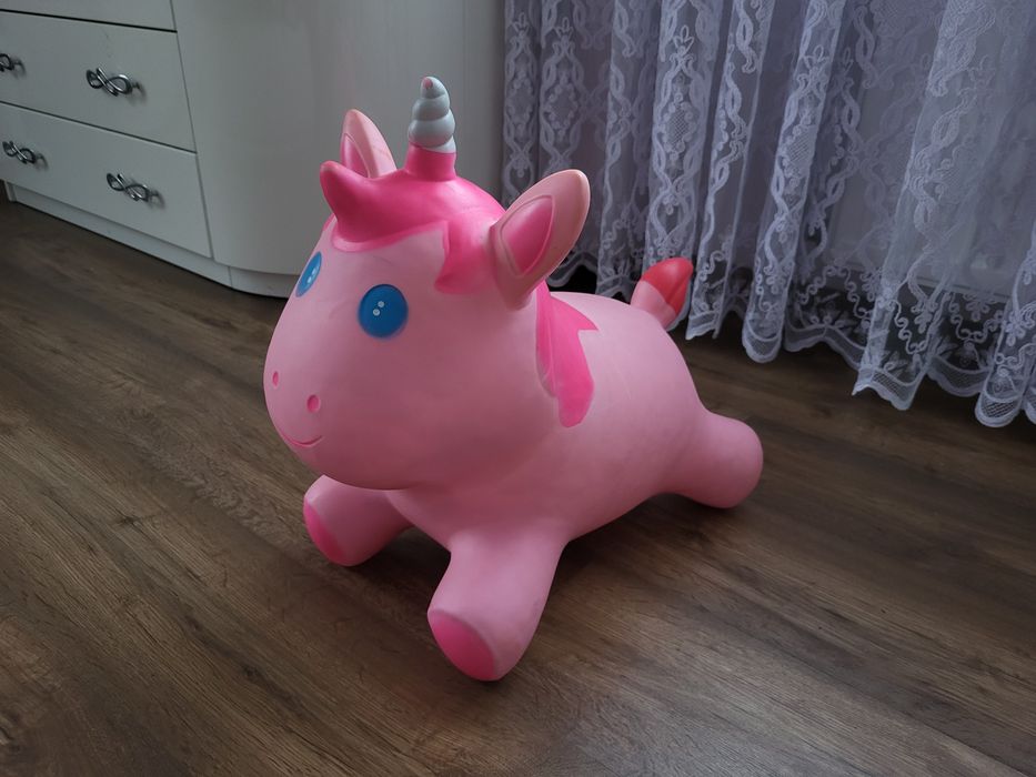 Стрибун, пригун єдиноріг резиновий, надувний