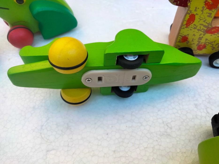 Пакет деревянных игрушек-каталок (Hape, Janosch, Cubika) для малышей