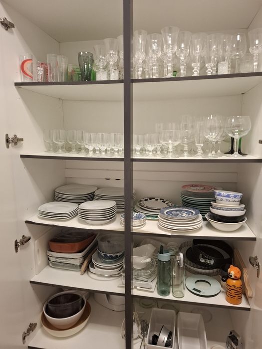 Cozinha MOB em excelente estado | Silestone + Eletrodomésticos Electrolux