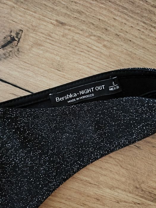 Body błyszczące  Bershka