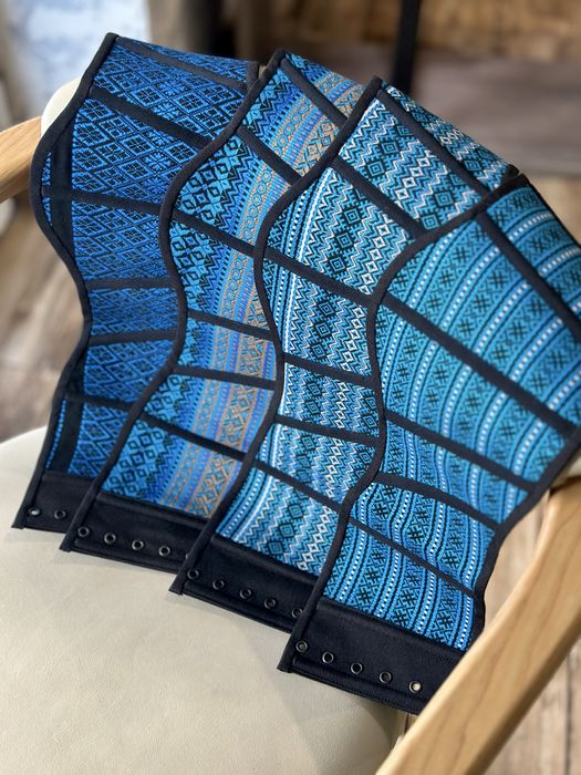 Український корсет вишиванка