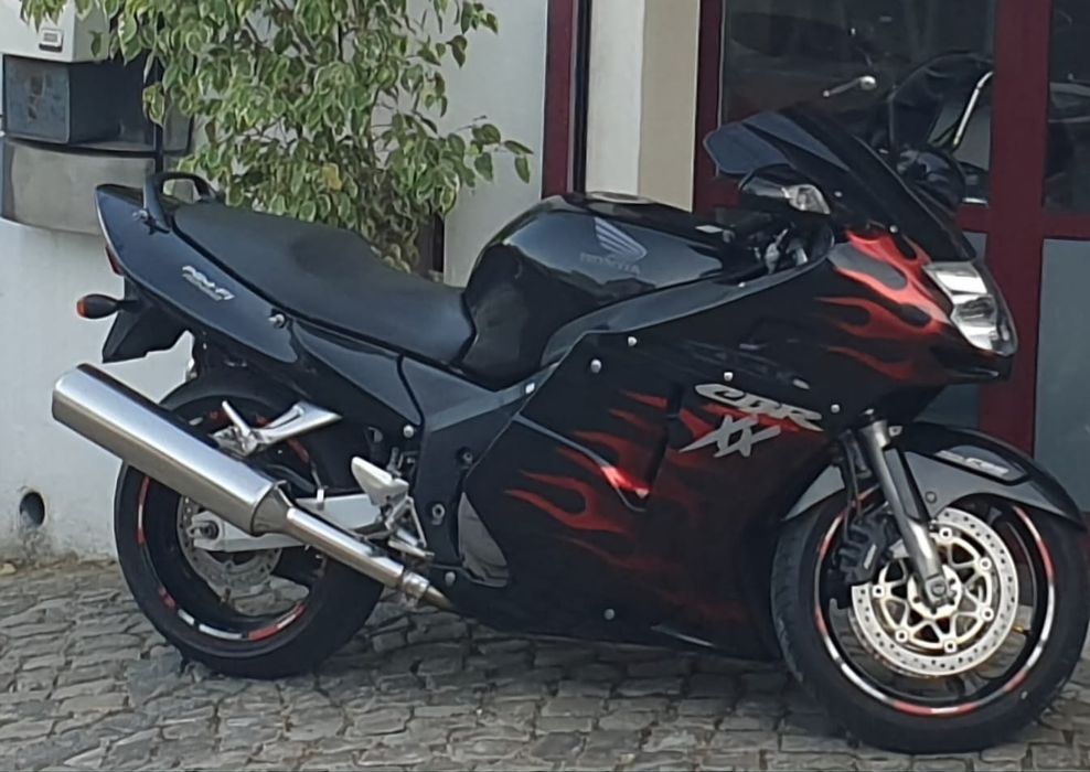 Cbr 1100xx Super Blackbird