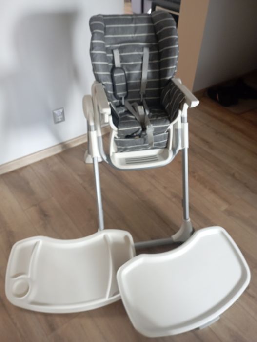 Krzesełko do karmienia Graco Swift Fold Suite Me
