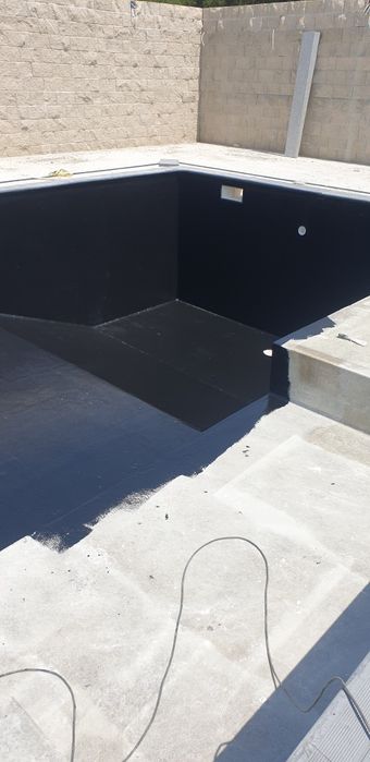 Piscinas de Sonho em Betão e Fibra de Vidro – Algarve e Portugal