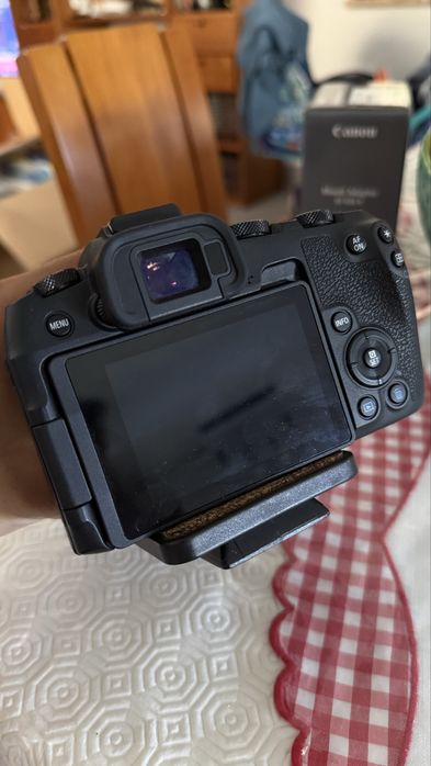 Canon RP + 24-105mm