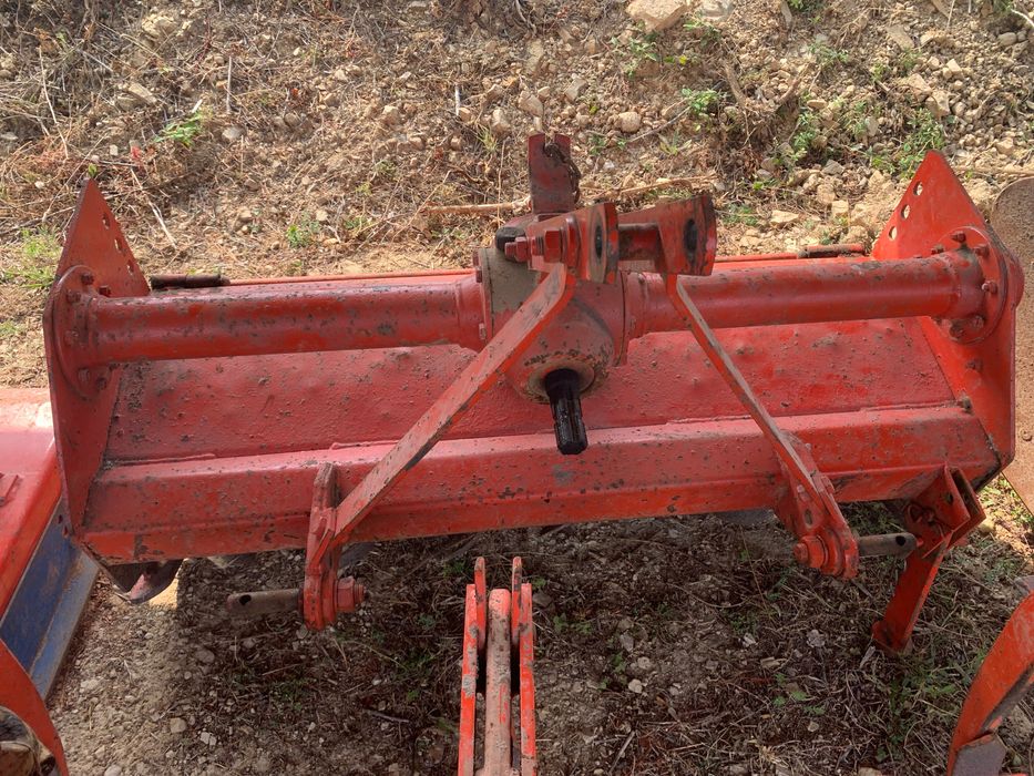 Trator izeki 4x4 todo original