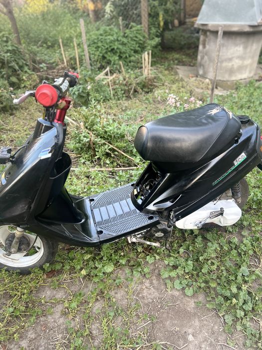продам або обменяю ямаха джог артистик
