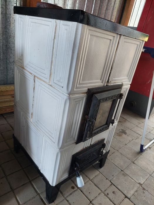 Piecyk, kominek-koza zeliwna kaflowa