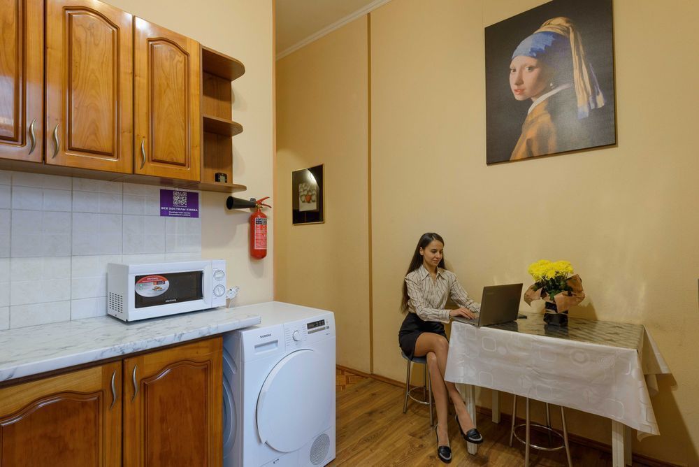 Хостел Киев Метро 5 минут пешком Посуточно и Длительно