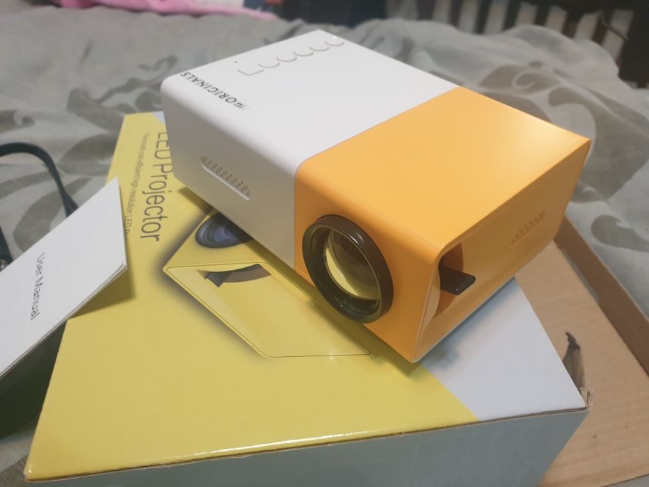 Led проєктор новий в упаковці