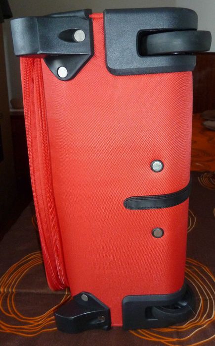 Mala de viagem nova Roncato 52 X 40 X 20 cm - SALDO