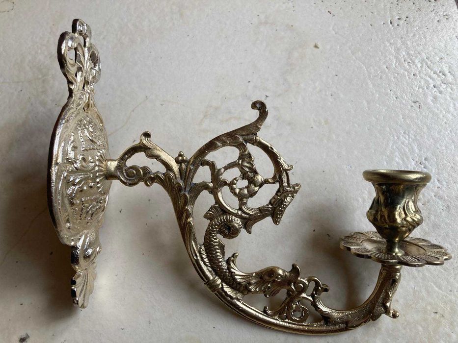 Подсвечник бронза (латунь?) на стену.