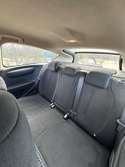 Citroen C4 Coupe (2006)