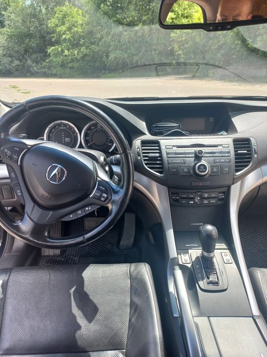 Acura tsx 2010 року