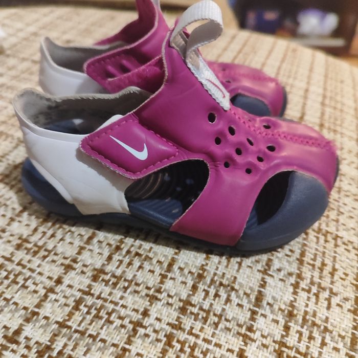 Аквашузи Nike, сандалі 11 см