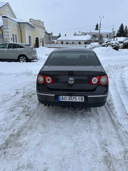 Пассат б6 седан.