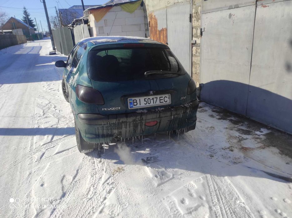 легкове авто пежо 206