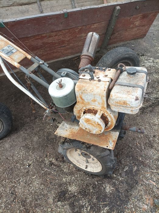 Продам мотоблок .