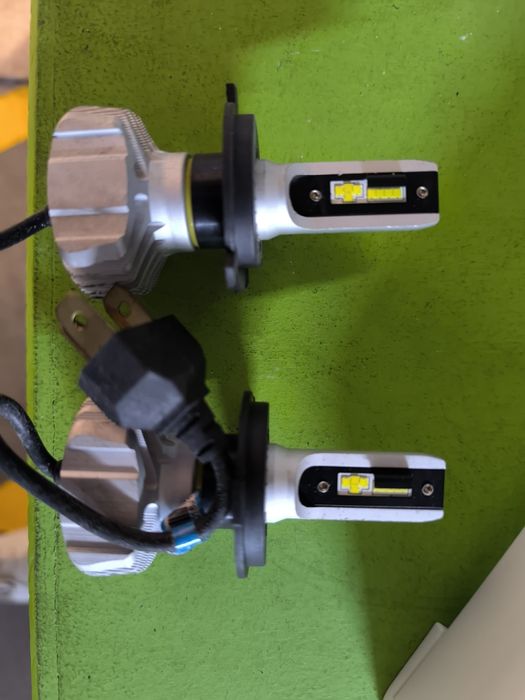 Lâmpadas LED H4 para carro ou mota