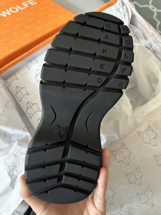 Кросівки Naked Wolfe