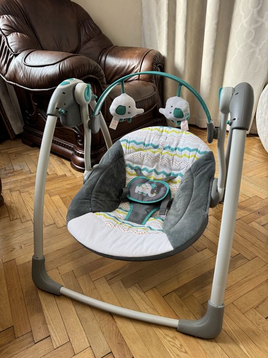 Дитячий шезлонг-гойдалка, музичний, дуга з підвісками, Mastela Delux