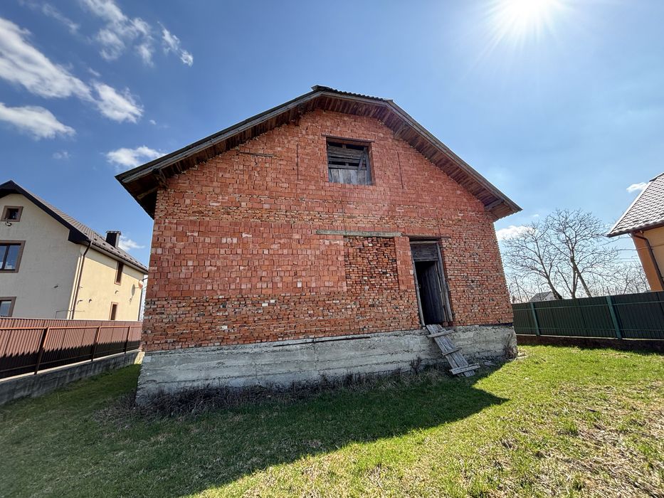 Продається будинок 130м . Ділянка 12.5 сотих. Стебник. Світло. Газ  Школа  Садок