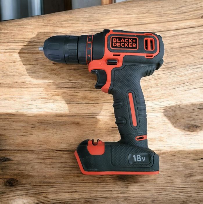 Wkrętarka  Black & Decker 18v BDCDC18