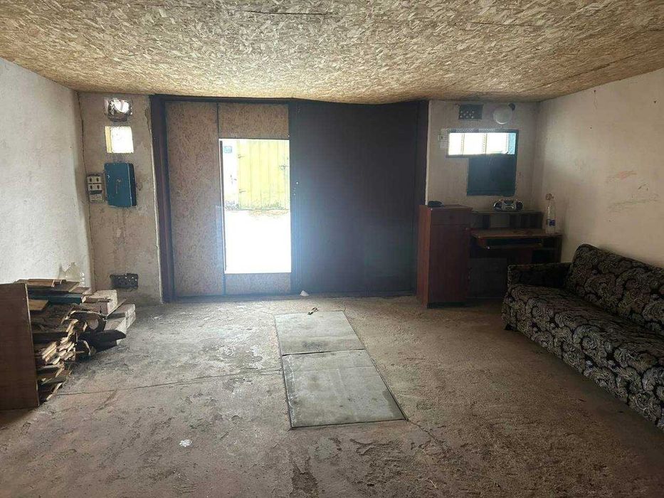 Продам великий цегляний гараж, м.Бердичів