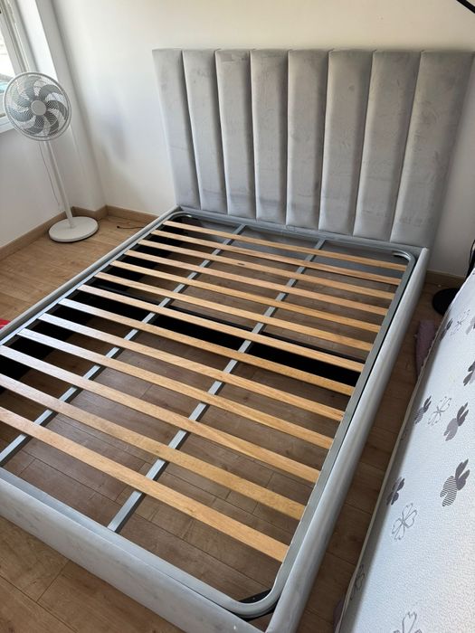 Cama para colchão de 160x200