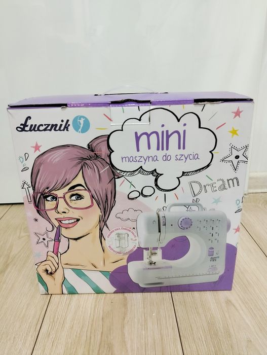 Maszyna do szycia Łucznik+zestaw nici