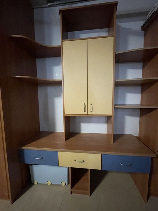 Szafa przesuwna plus dodatki